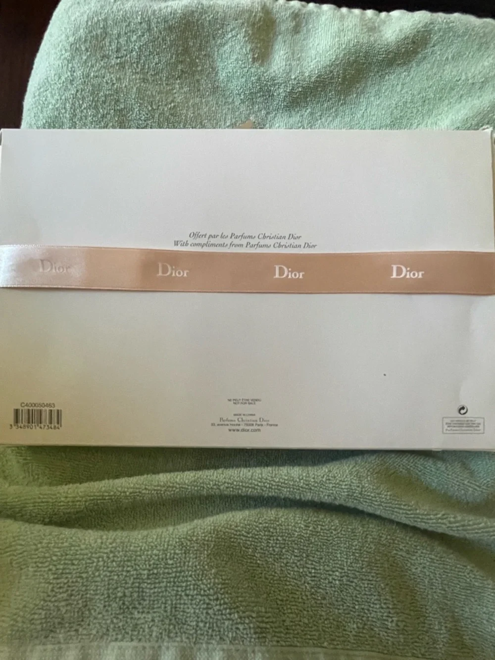 Dior Hot Pink and Red clutch Embossed CD Zip Pouch 9 x 7 NIB #136 - Picture 6 of 6